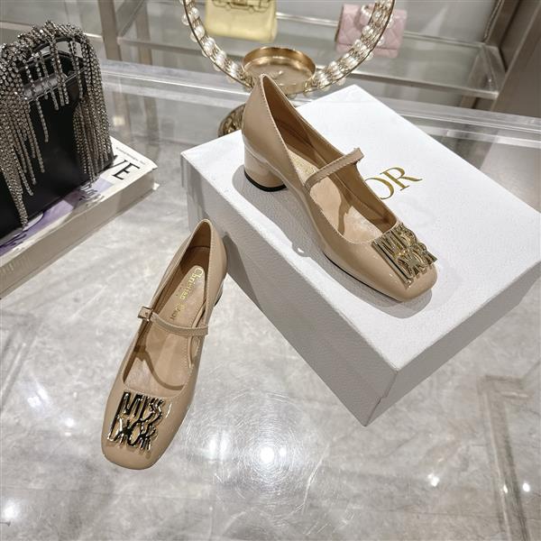 20251127171539472 270